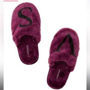 Victoria’s Secret Slippers size medium